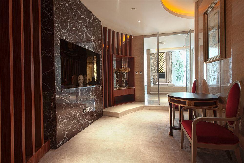 Beijing Palace International Hotel Exterior photo